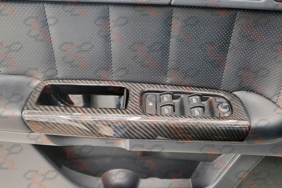 KarboniZation Volvo S40 / V50 / C30 Вставки в Передние Двери (Корпус Кнопок Управления Стеклоподъёмниками)