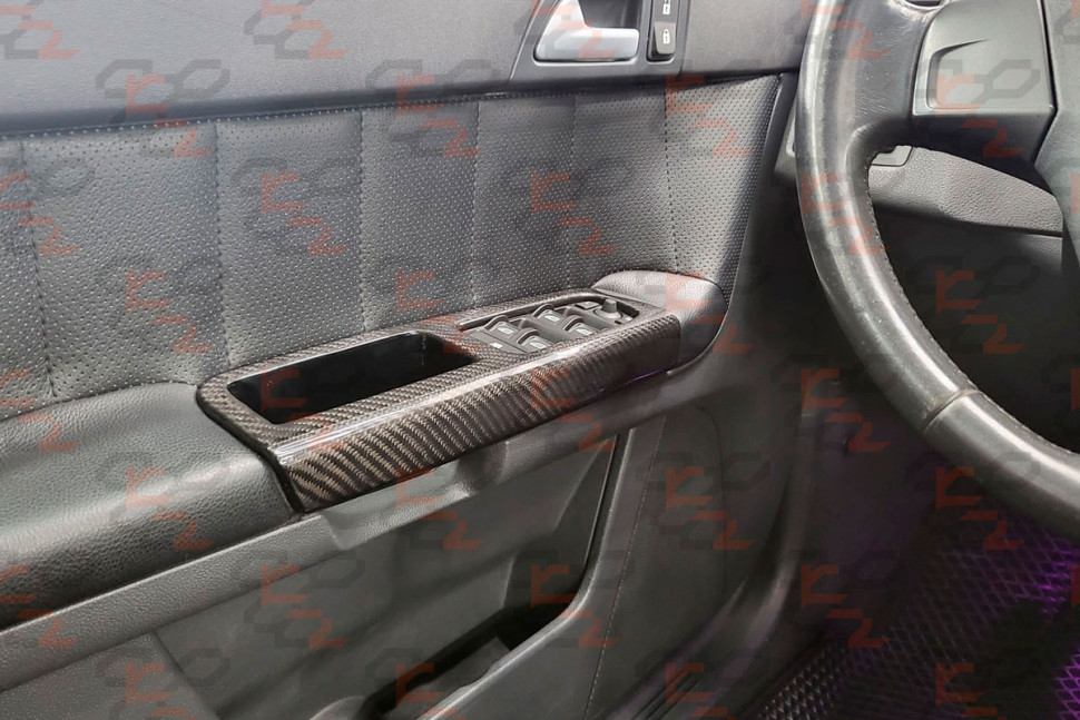 KarboniZation Volvo S40 / V50 Набор из 6 Вставок Интерьера KarboniZation Volvo S40 / V50 Набор из 6 Вставок Интерьера