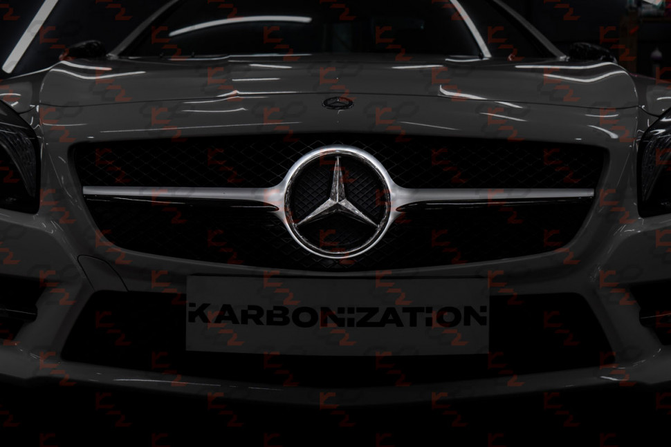 KarboniZation Эмблема Mercedes на Решетку Радиатора
