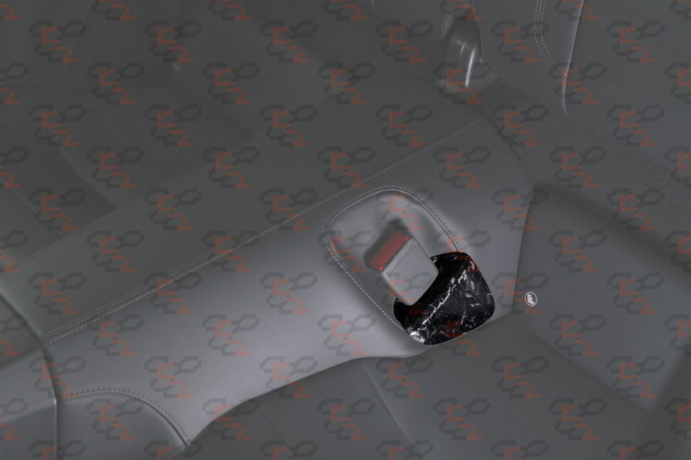 KarboniZation Porsche 911 (992) Крышки Защелки Задних Ремней Безопасности