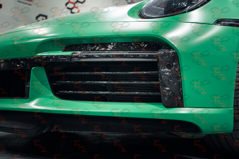 KarboniZation Porsche 911 (992) Turbo (-S) Вставки над ДХО