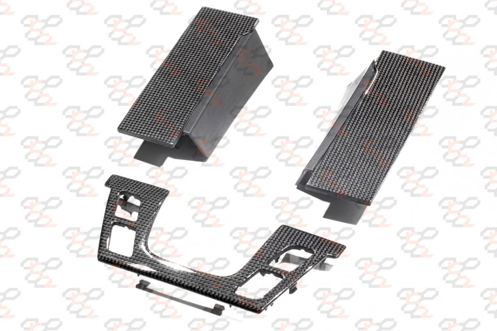 KarboniZation Porsche 911 (992) Вставки Центральной Консоли PDK